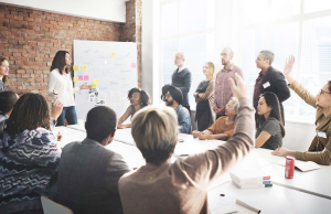 Gezielte Mitarbeiterinformation über alle Grenzen hinweg