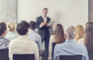 Wissen professionell vermitteln – So einfach geht’s mit Webcasts